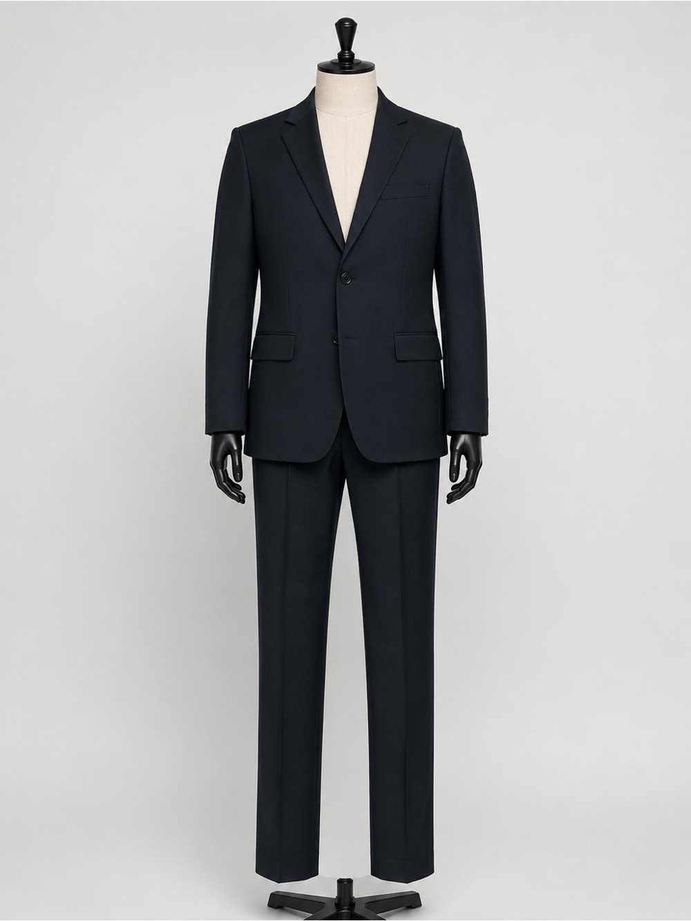 Emanuel Ungaro Men's Black Two-Piece Tailored Suit